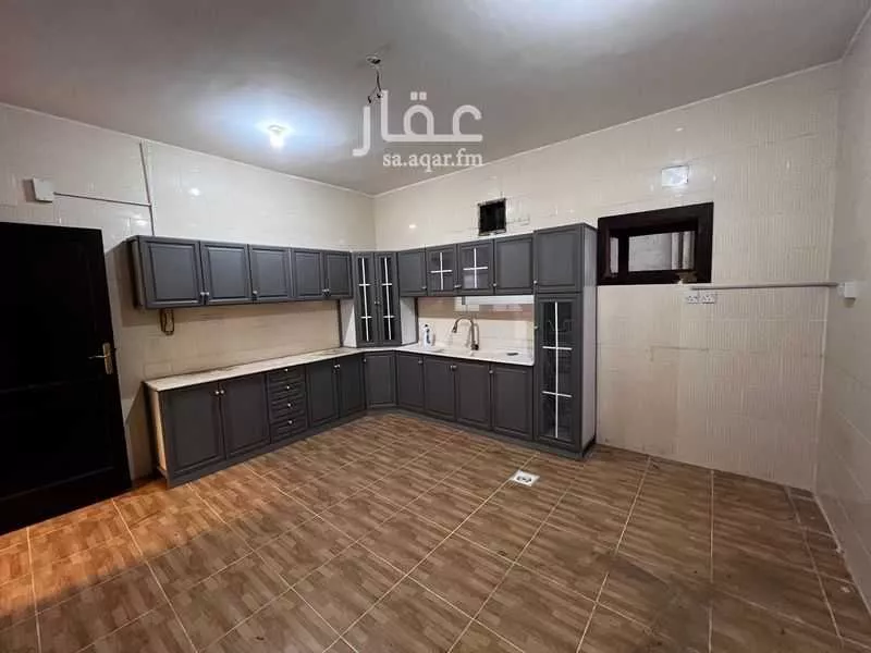 شقة 4 غرف في الكعكية 2