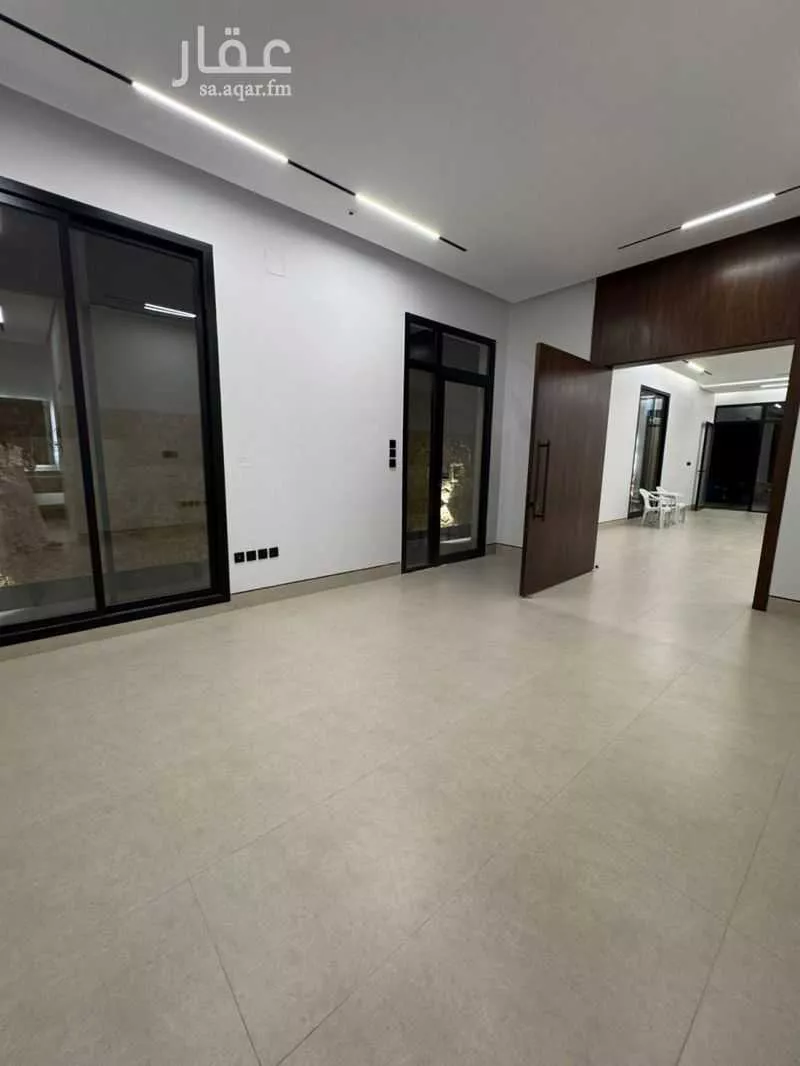 دور 4 غرف في العارض 4