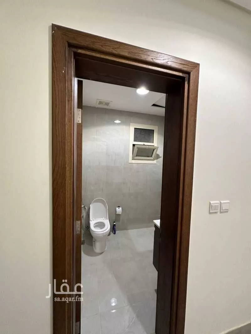 شقة 2 غرف في الملقا 5