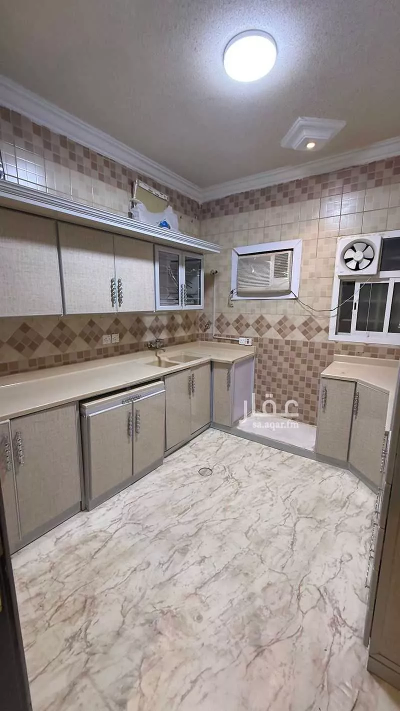 3 bedroom apartment in Laban, Riyadh 8