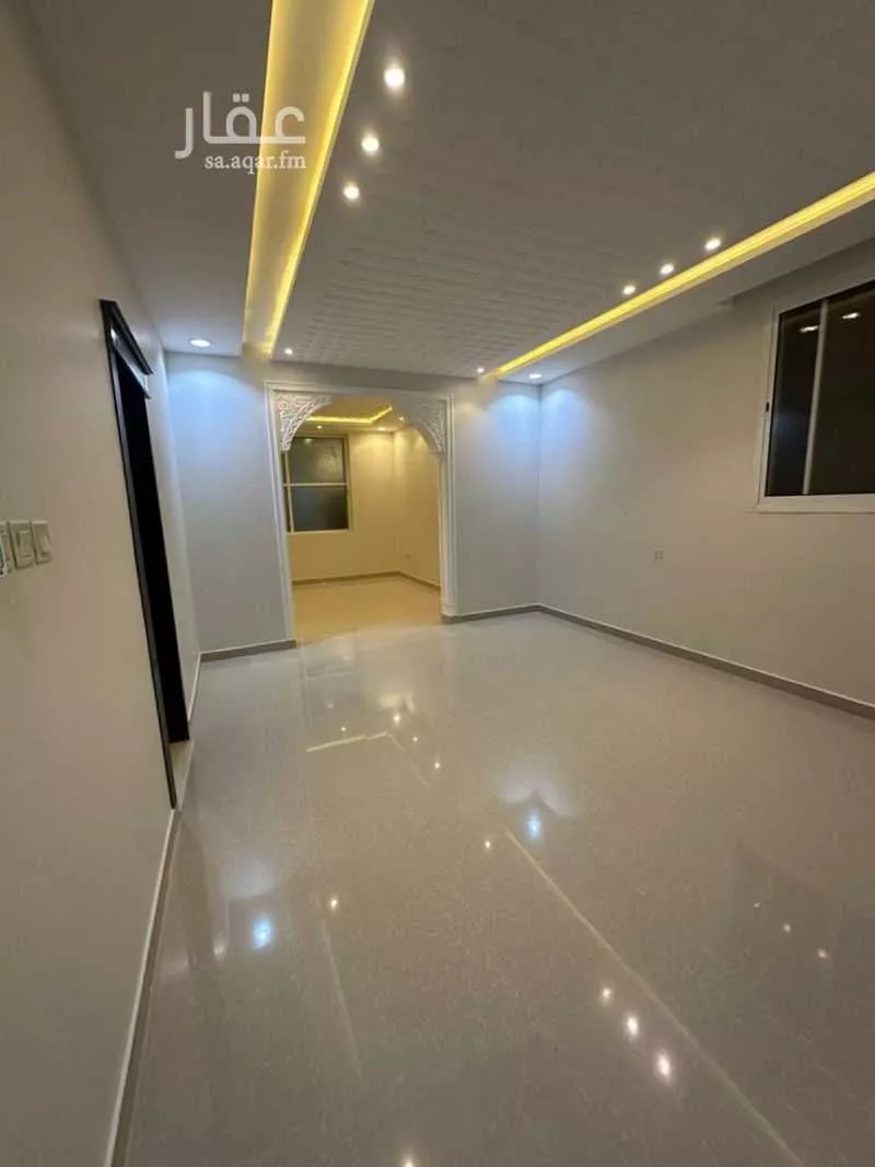 فيلا 5 غرف في النرجس 4