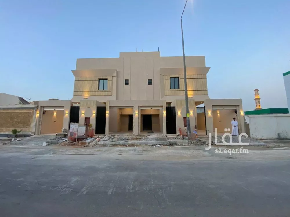 6 bedroom villa in Al Zahrah 1