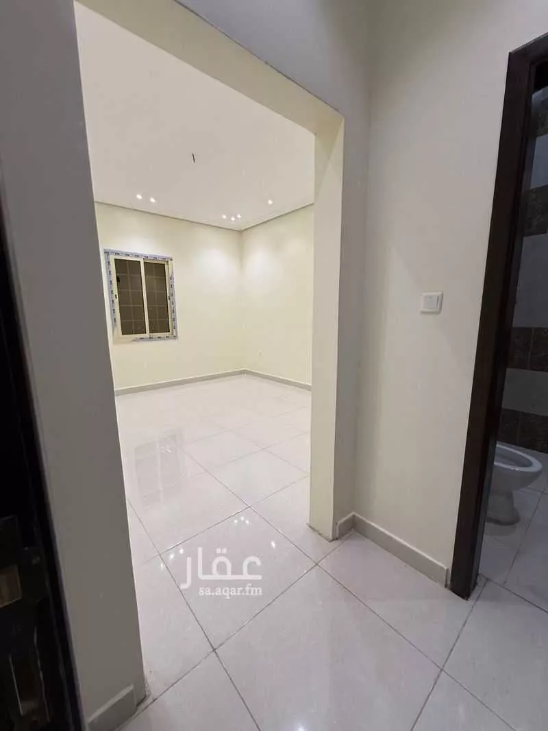 4 bedroom building in Ar Rayan, Jeddah 11
