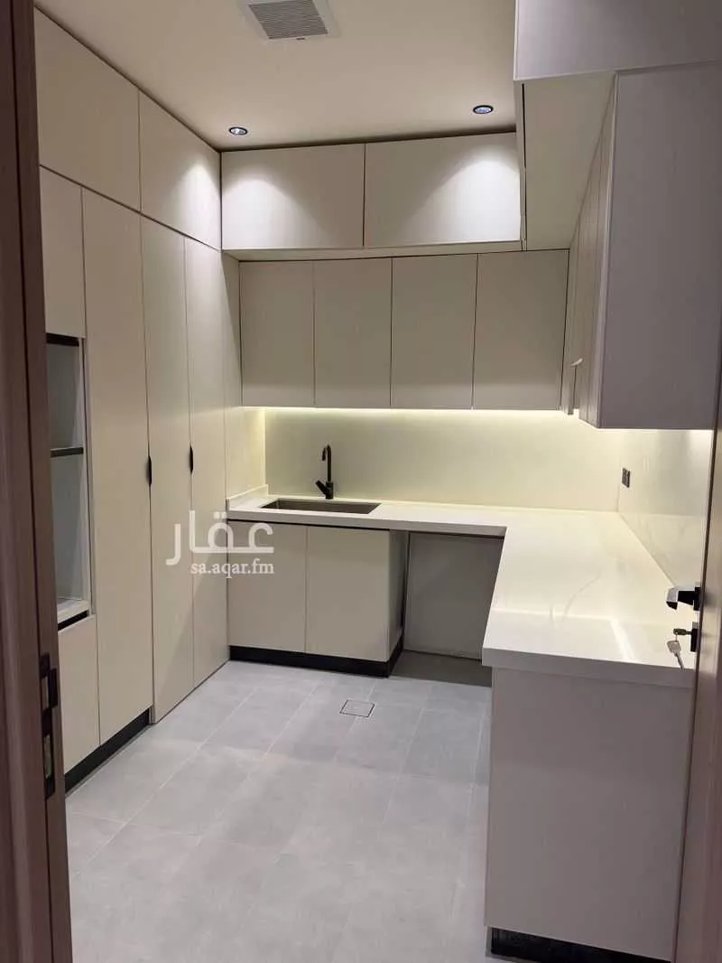 دور 3 غرف في النرجس 5