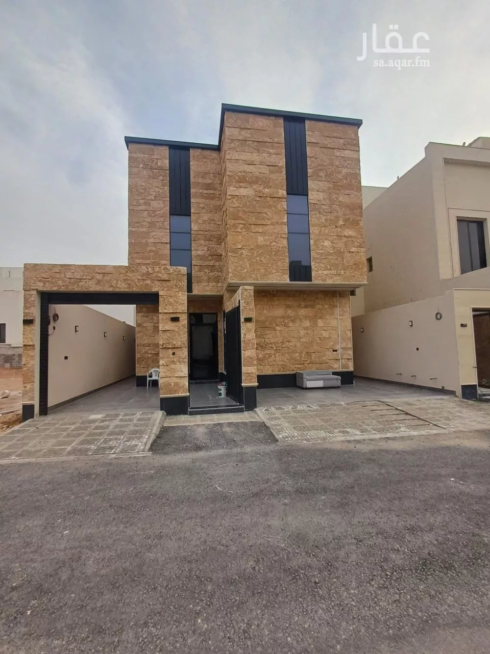 5 bedroom floor in Ash Sharq 5