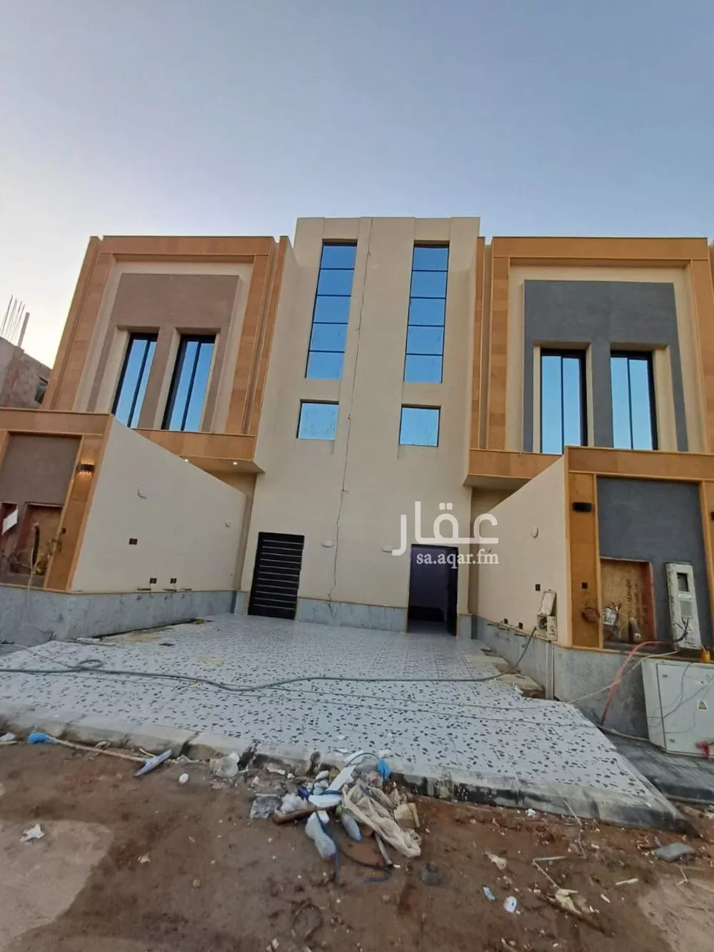 شقة 4 غرف في الرمال 1