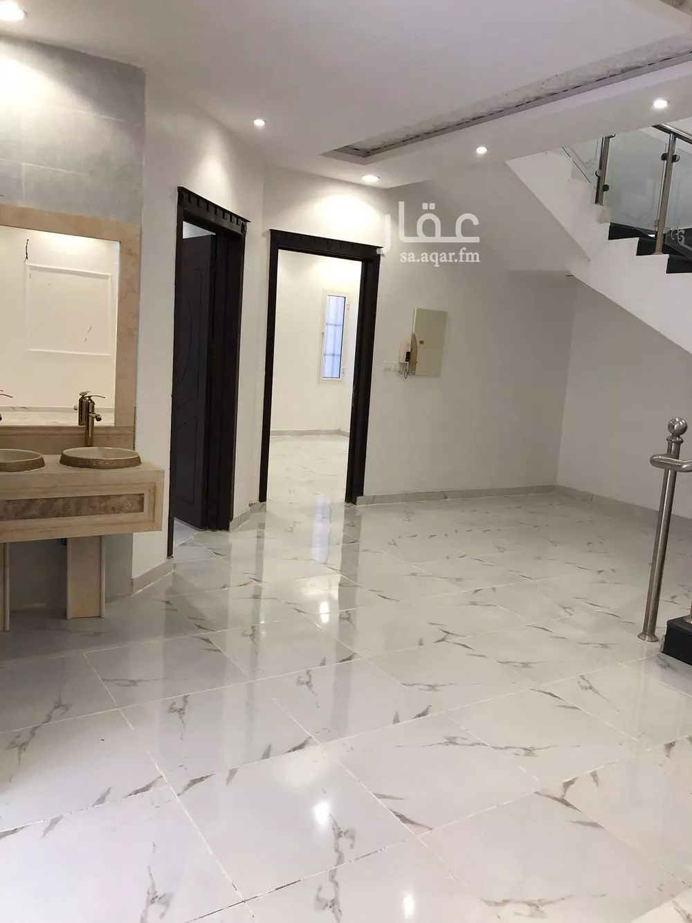 فيلا 7 غرف في الرمال 2