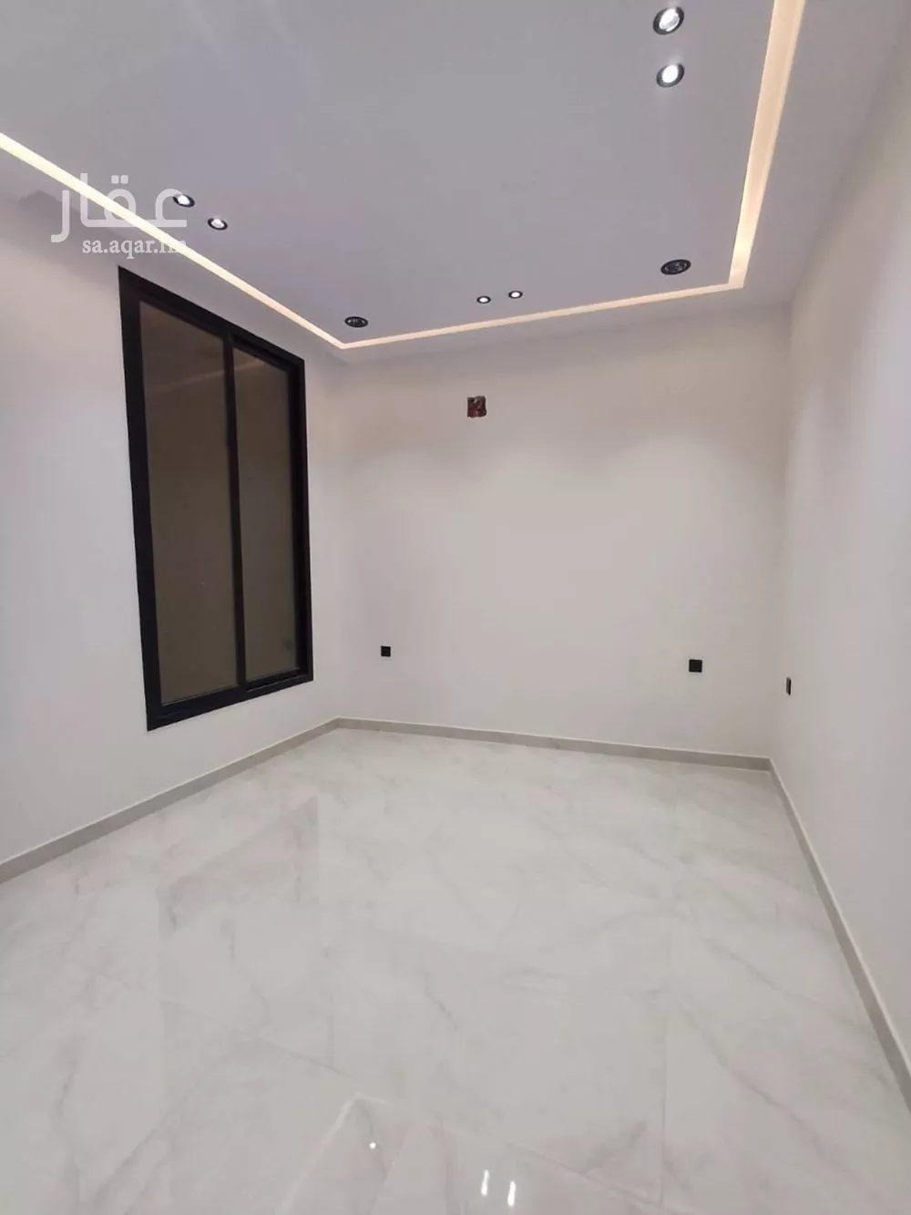 5 bedroom floor in Ash Sharq 2