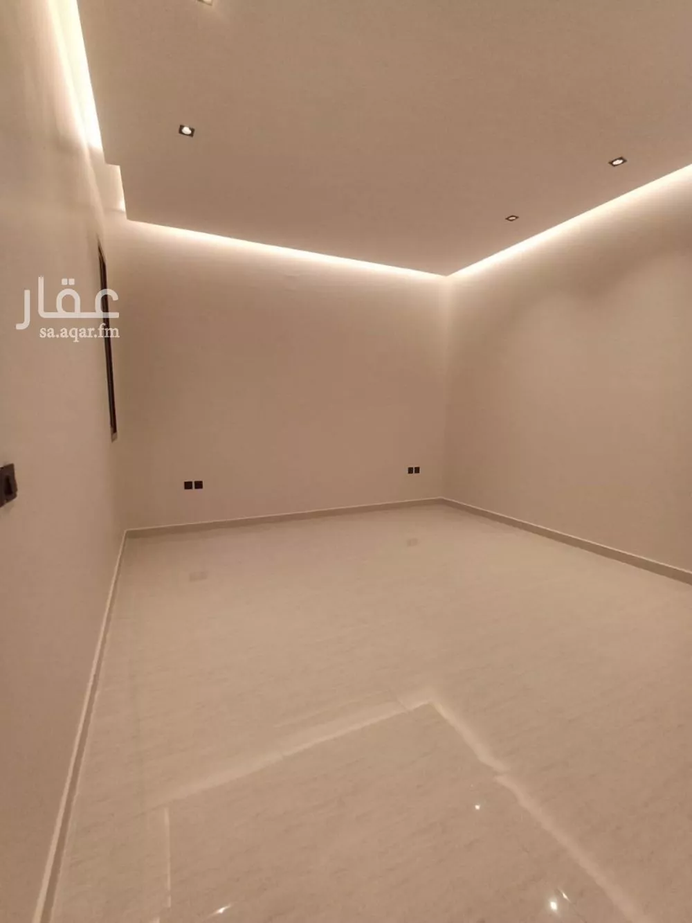 5 bedroom floor in Ash Sharq 2