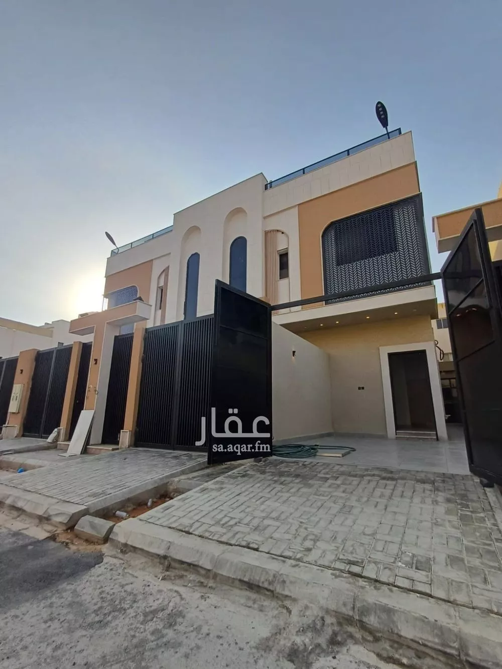 فيلا 6 غرف في الرمال 2