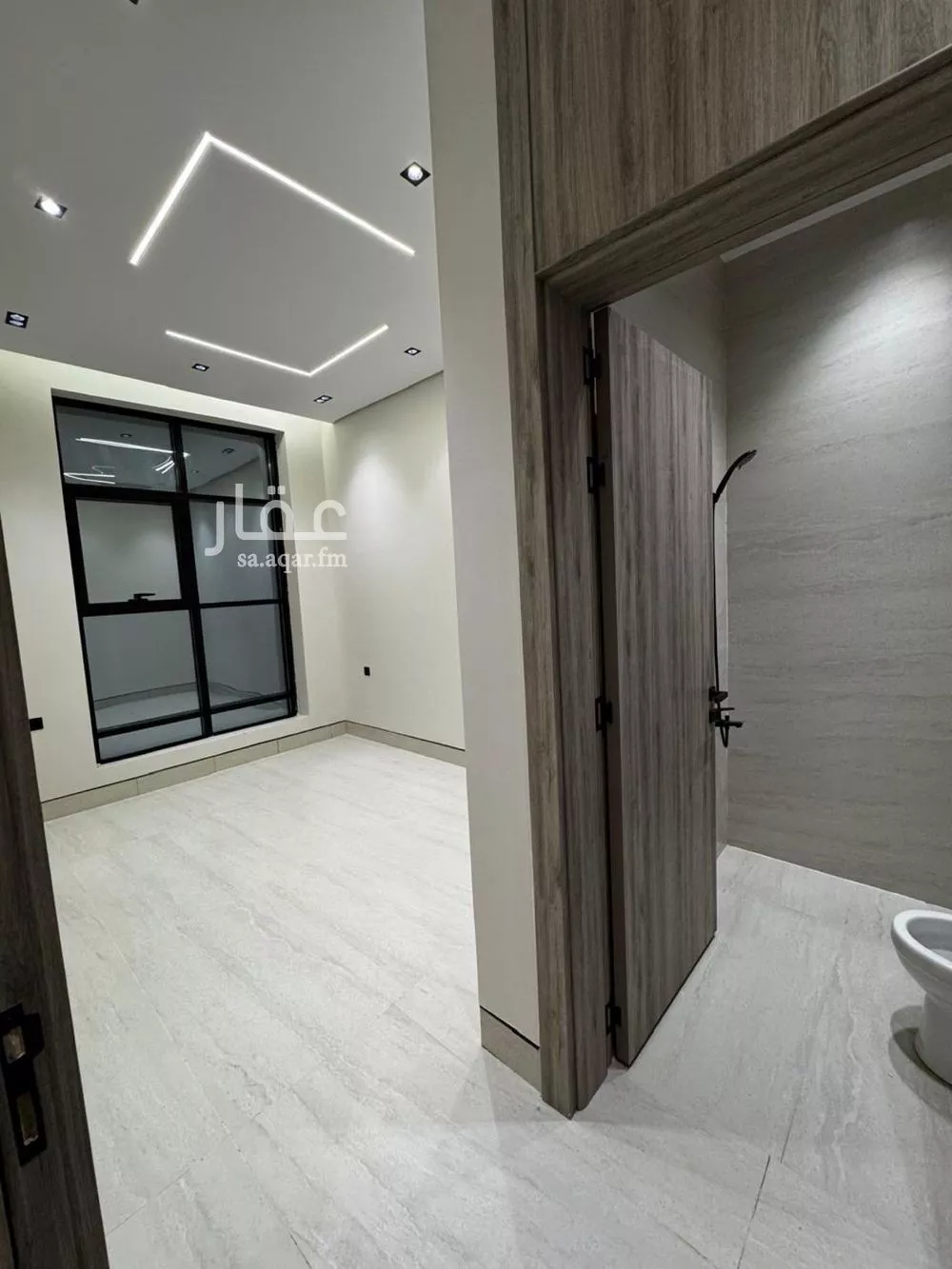 فيلا 8 غرف في الرمال 2