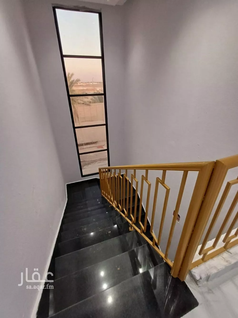 شقة 4 غرف في الرمال 2