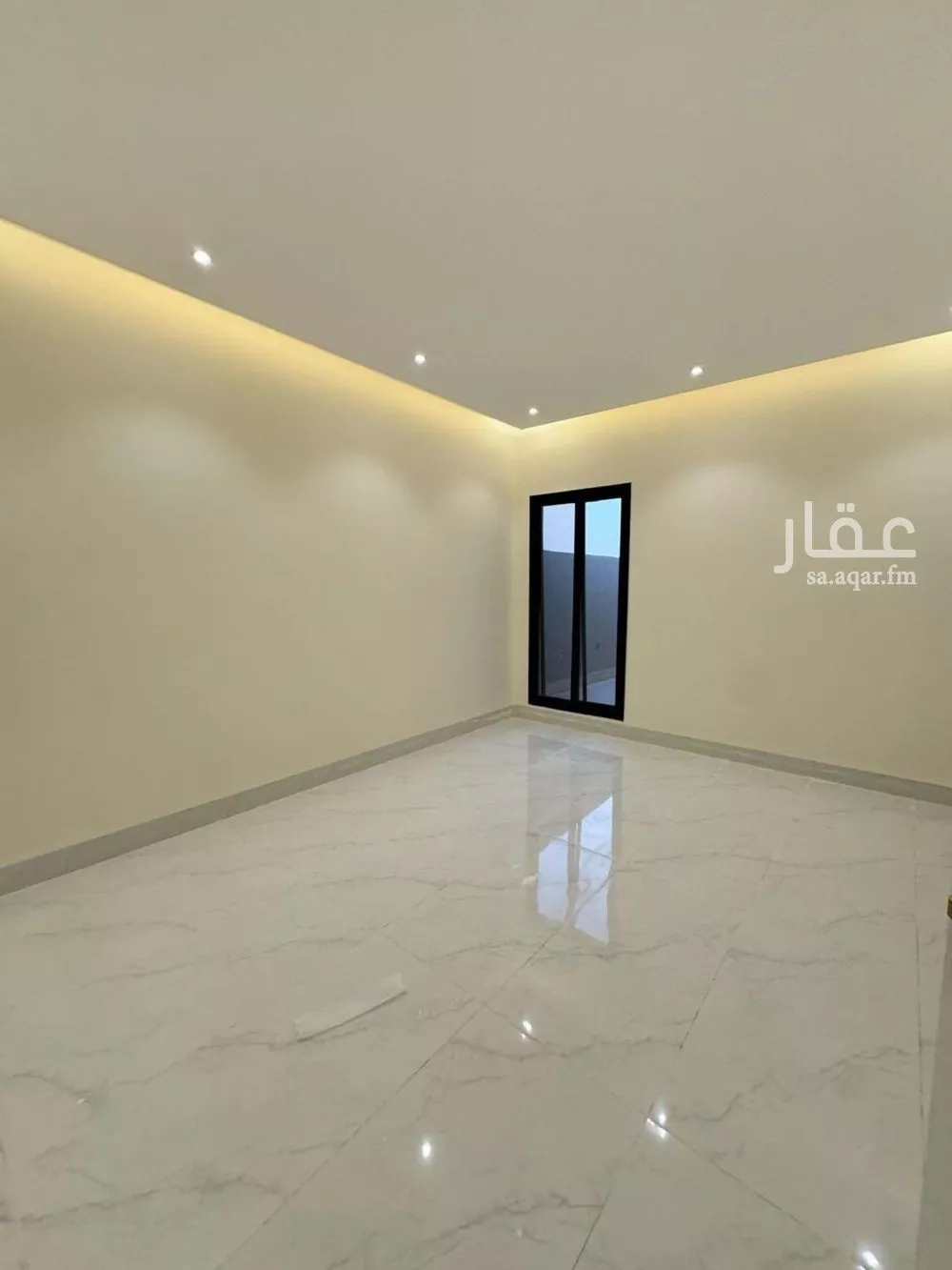 شقة 4 غرف في الرمال 2