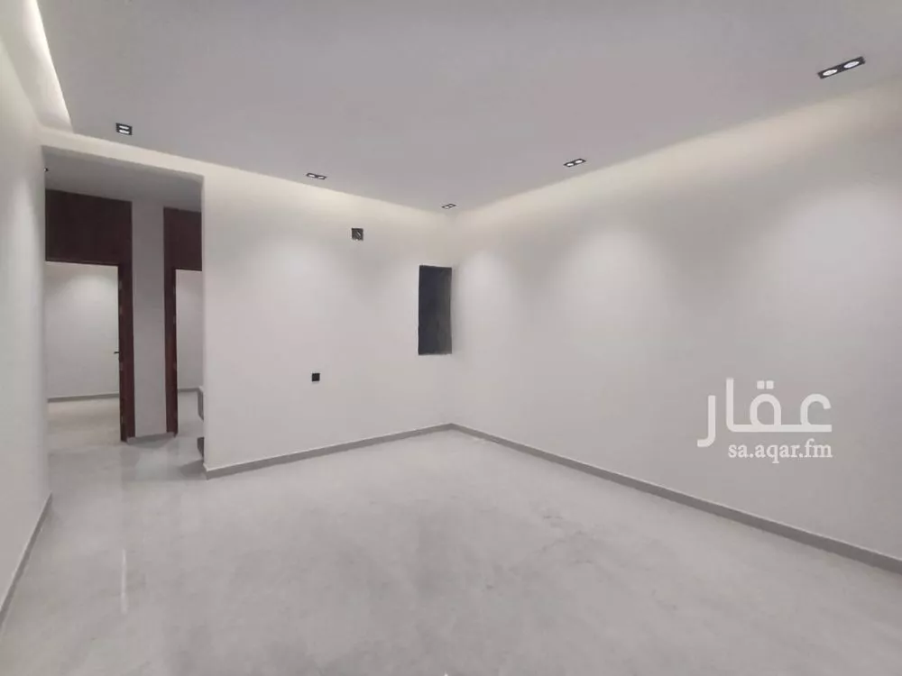 4 bedroom apartment in Al Rimal, Riyadh 9
