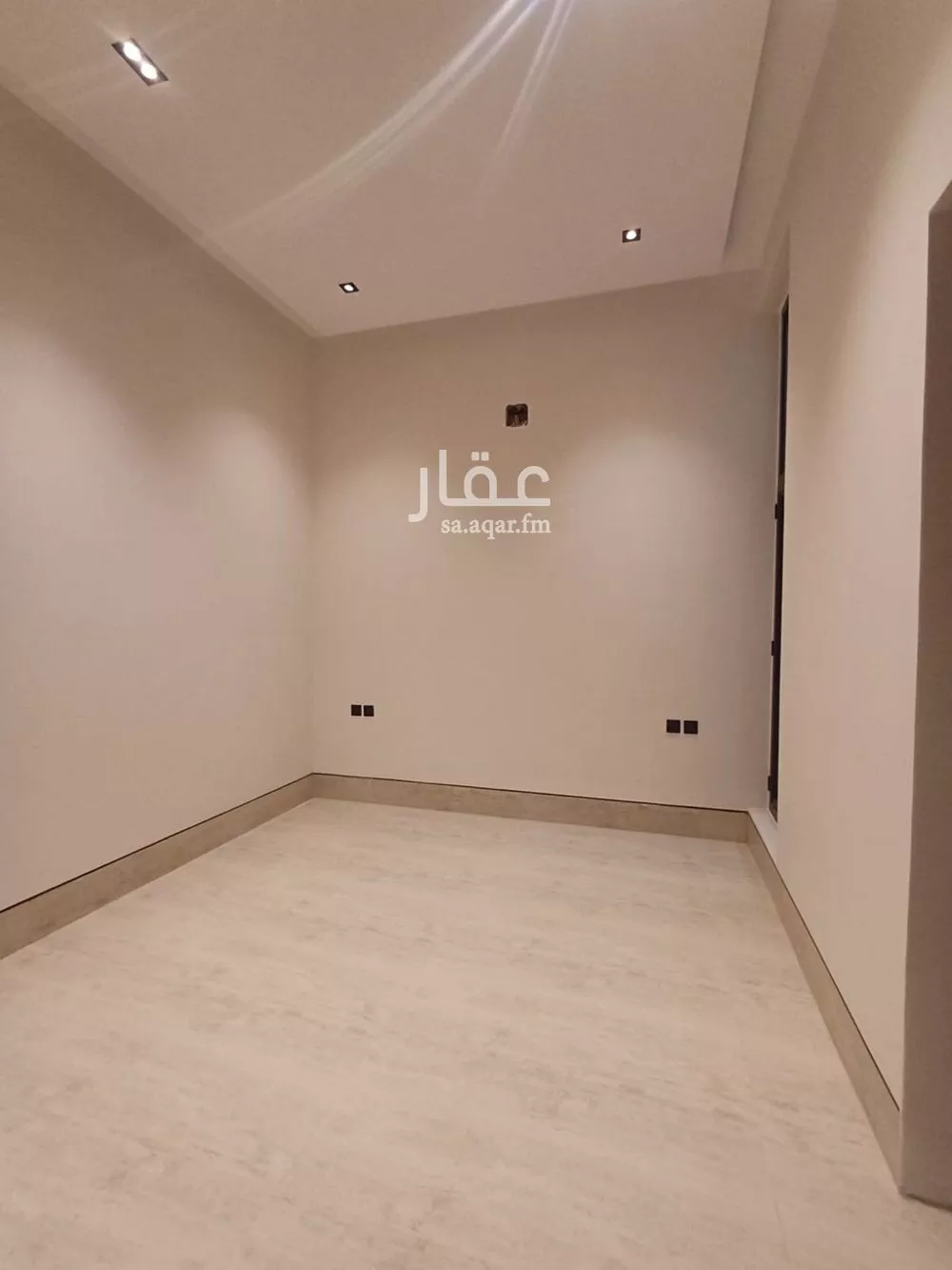 5 bedroom floor in Ash Sharq 1