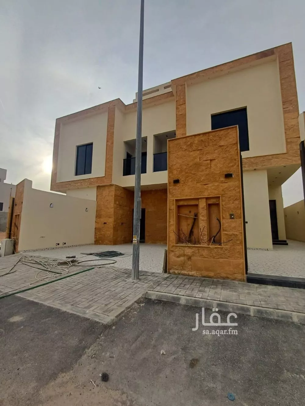 5 bedroom floor in Ash Sharq 3