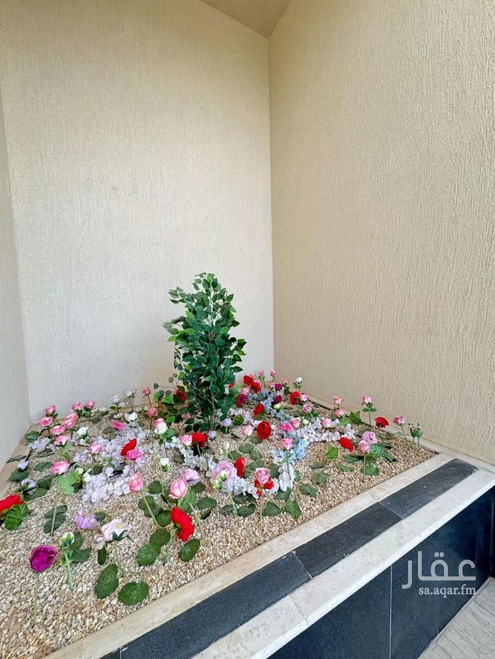 شقة 5 غرف في الرمال 2