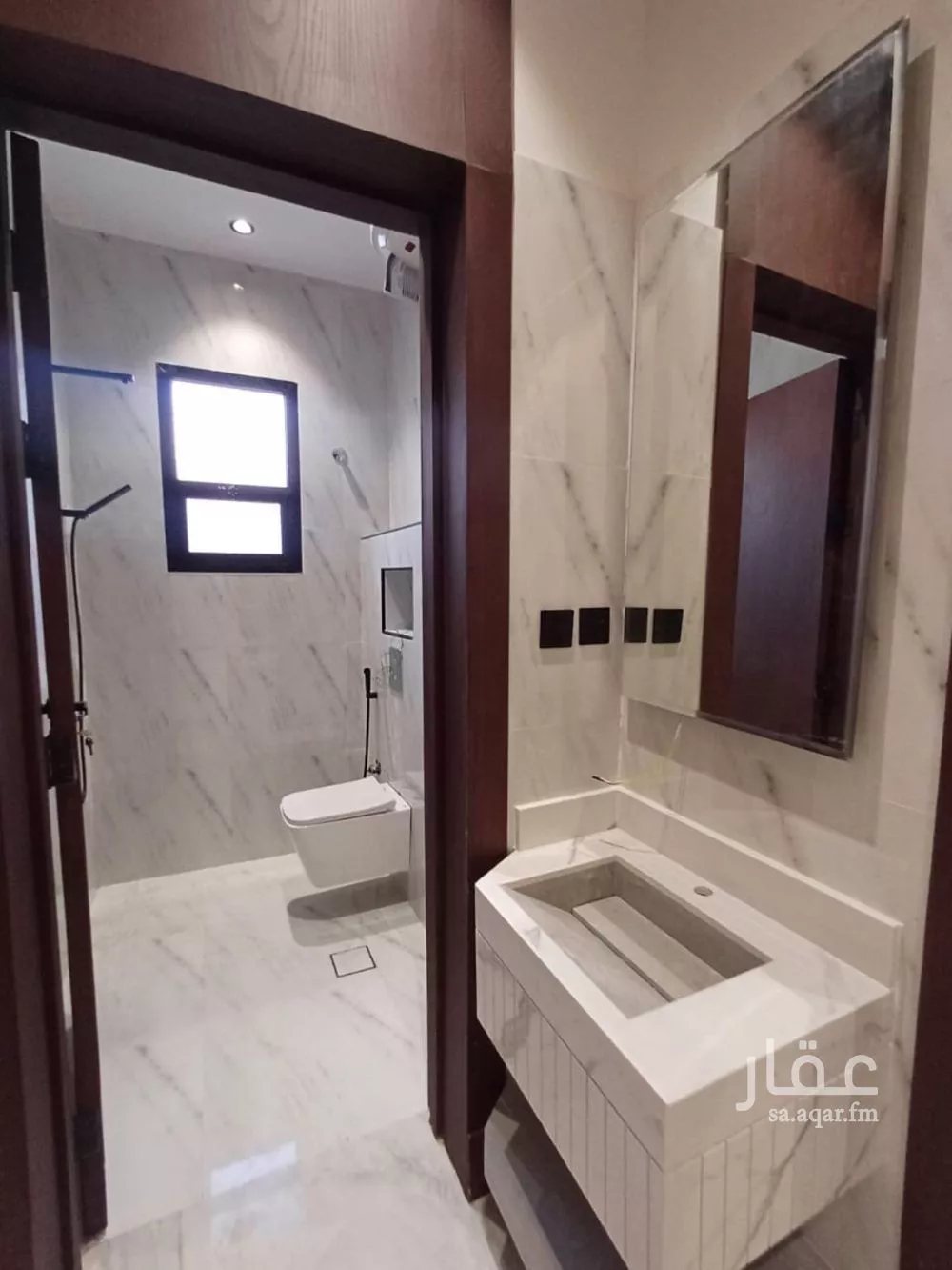 شقة 4 غرف في الرمال 5