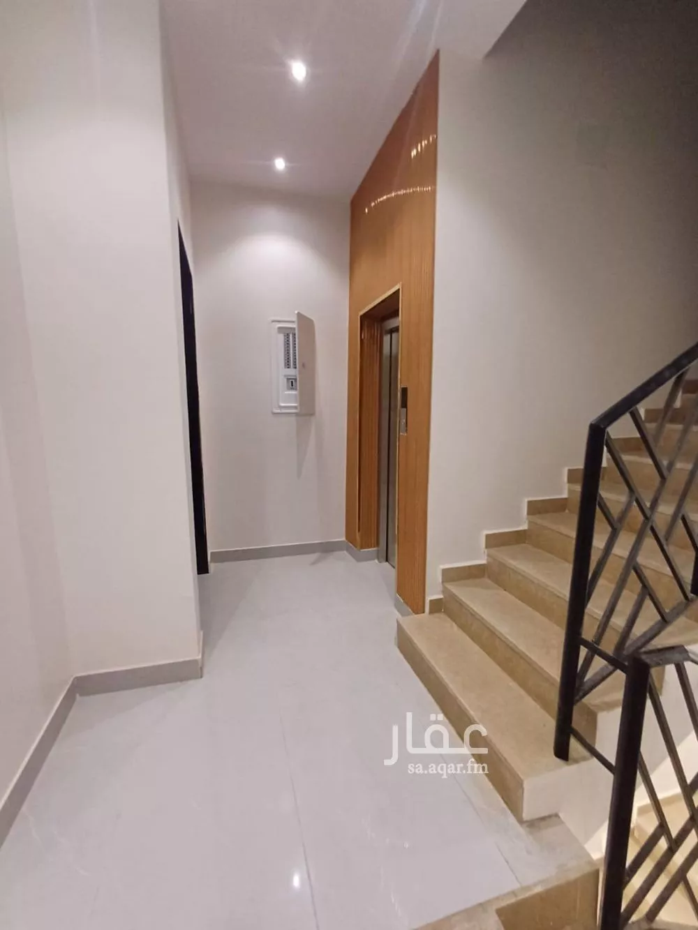 5 bedroom floor in Al Rimal 2