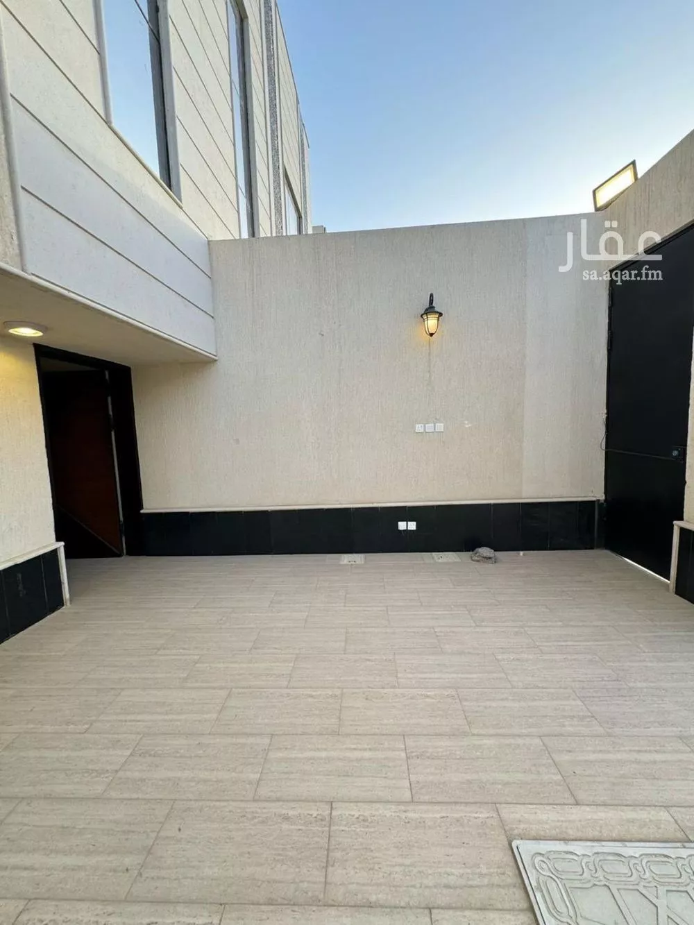 شقة 5 غرف في الرمال 3