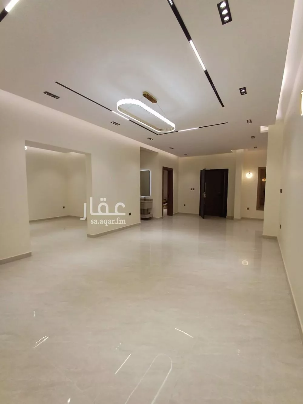 فيلا 7 غرف في الرمال 2