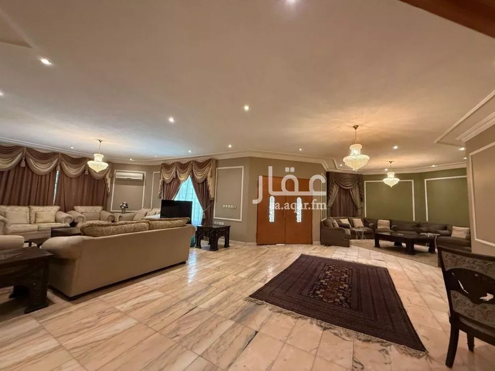 5 bedroom villa in Al Nuzhah 5