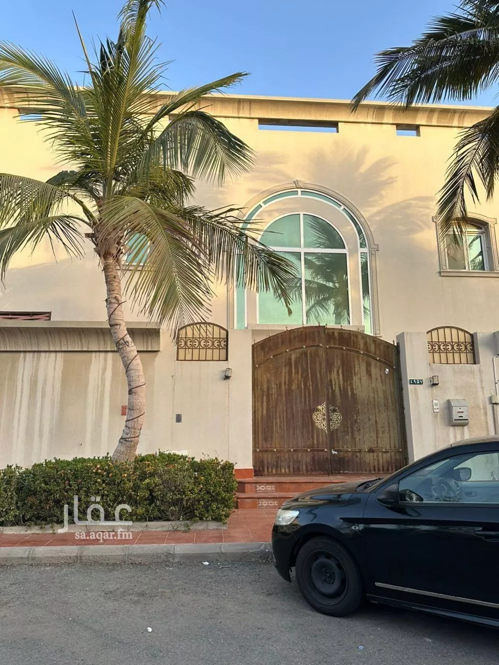 10 bedroom villa in Al Basateen 1