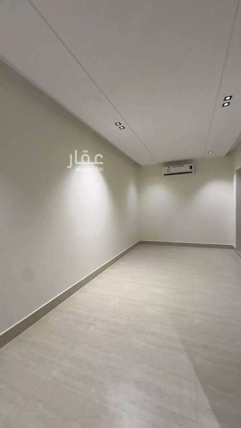 5 bedroom villa in Al Mahdiyyah 3