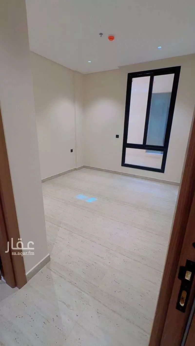 شقة 3 غرف في عرقة 2