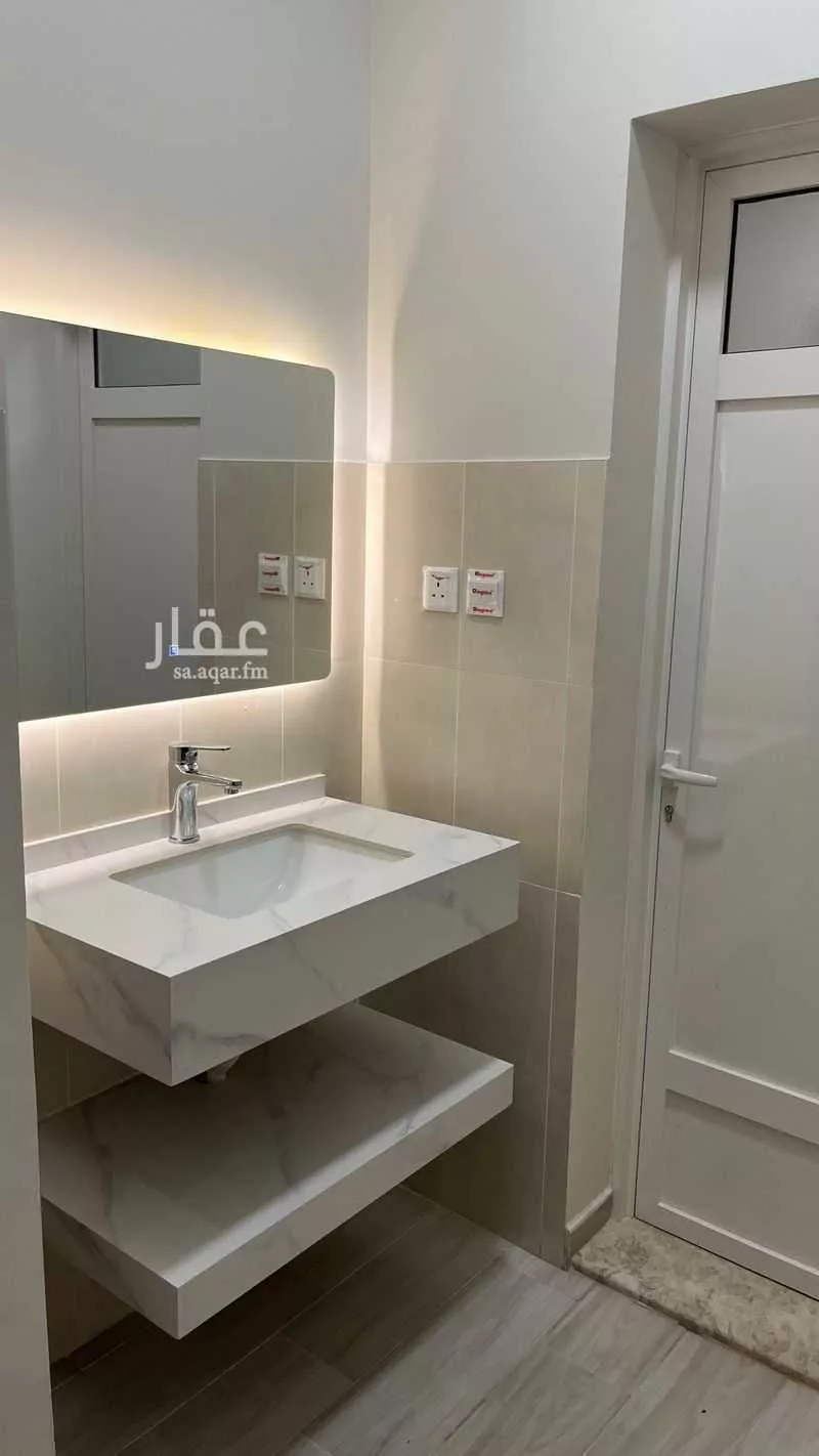 4 bedroom villa in Doha Al Janubiyah, Eastern Province 9