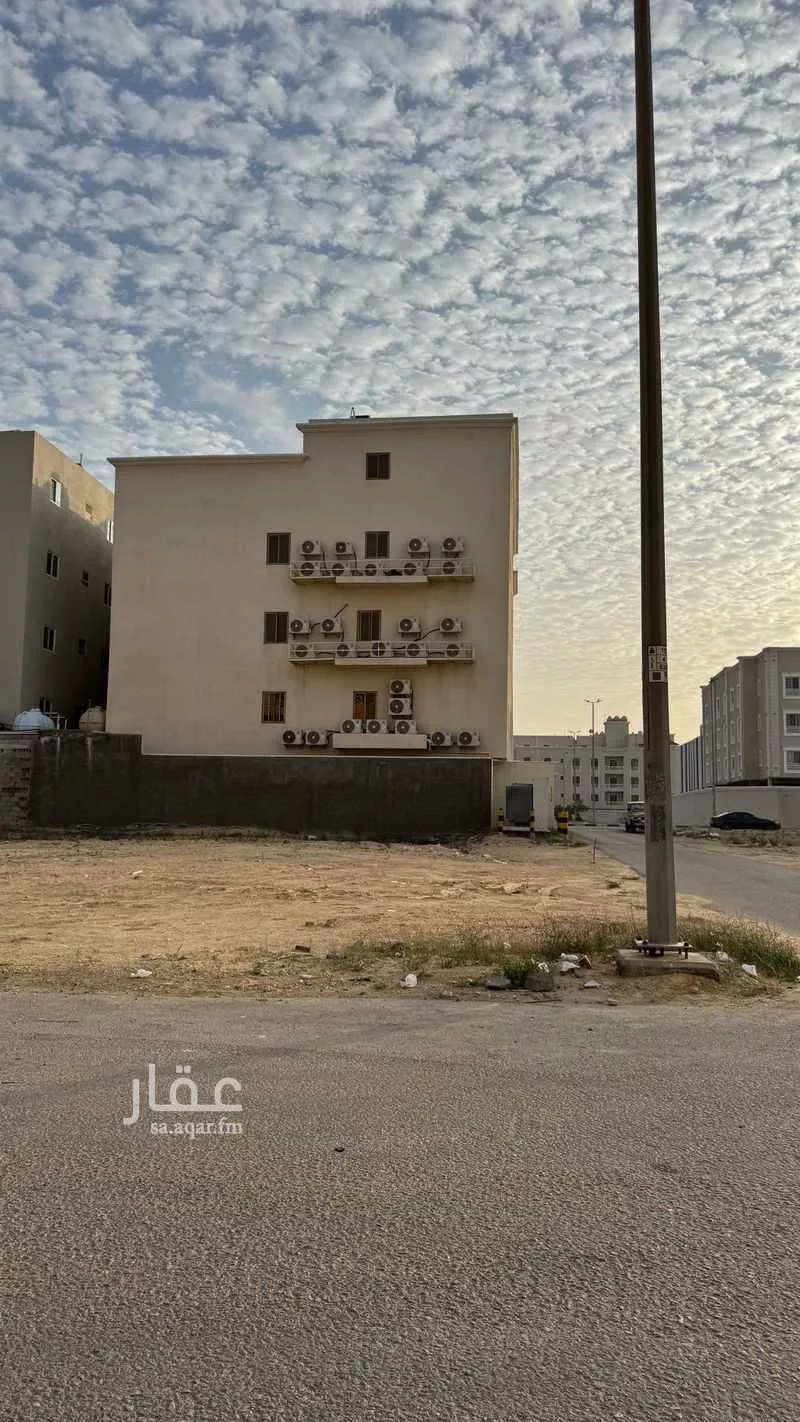 أرض 653 م² في الشعلة 2