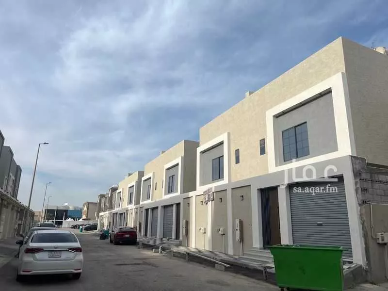 4 bedroom villa in Ar Rakah Al Janubiyah, Eastern Province 8