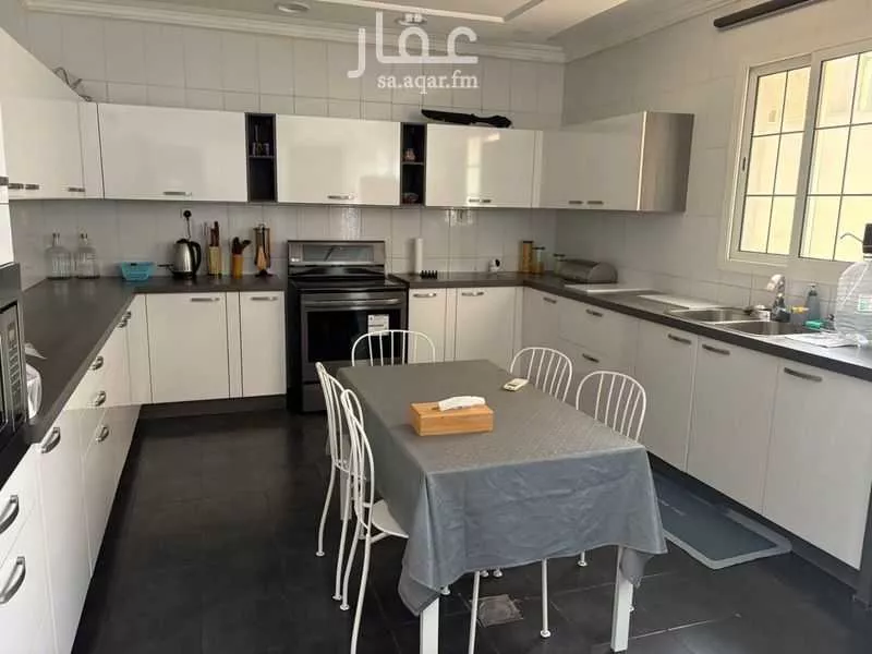 فيلا 5 غرف في التحلية 3