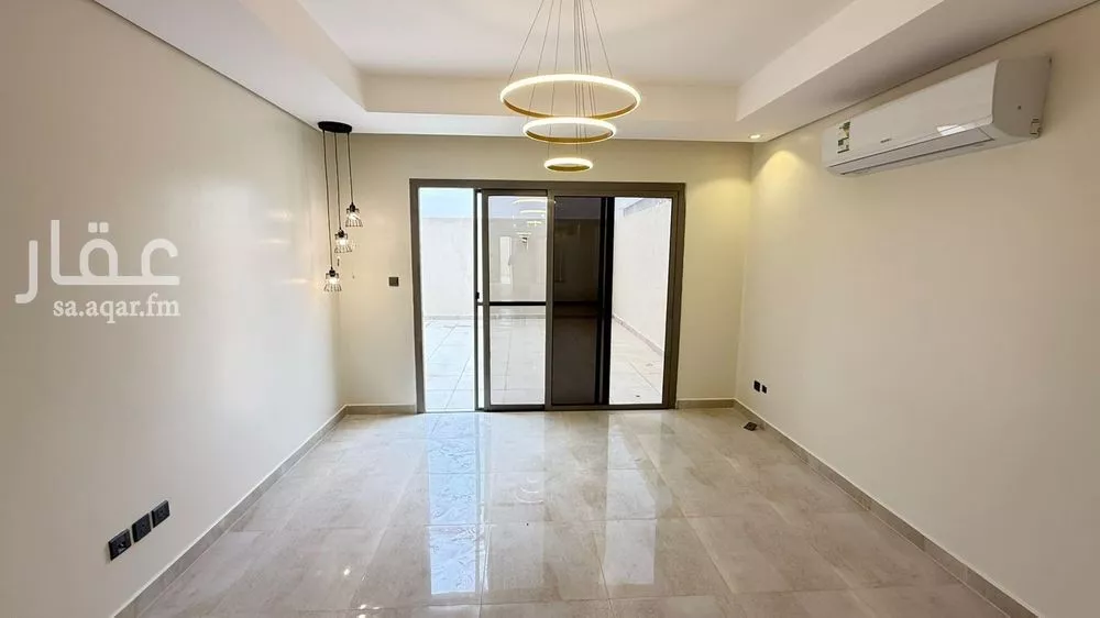 فيلا 5 غرف في النرجس 4