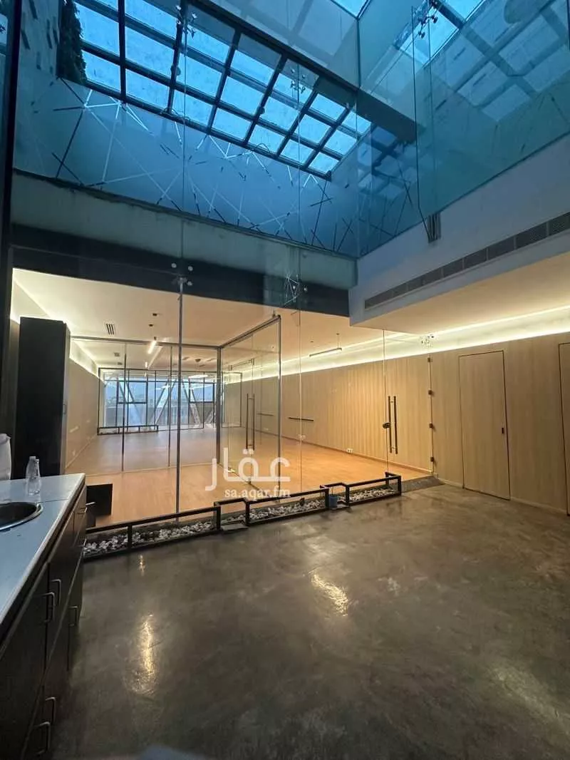 مكتب 134 م² في الملقا 4