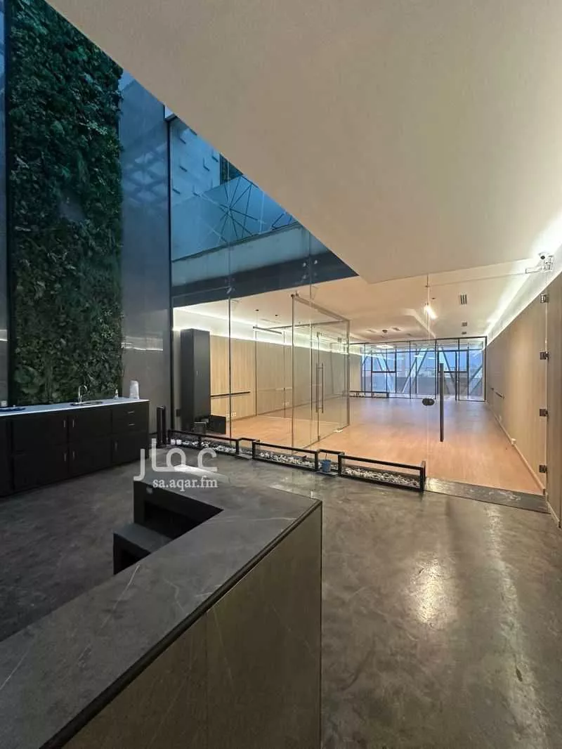 مكتب 134 م² في الملقا 3