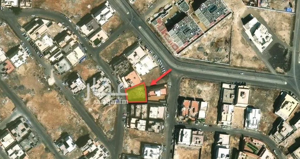 أرض 732 م² في الياقوت 2