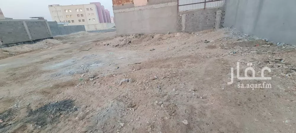 أرض 732 م² في الياقوت 4