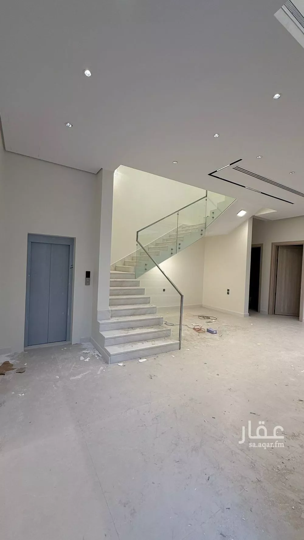 فيلا 6 غرف في المهدية 4