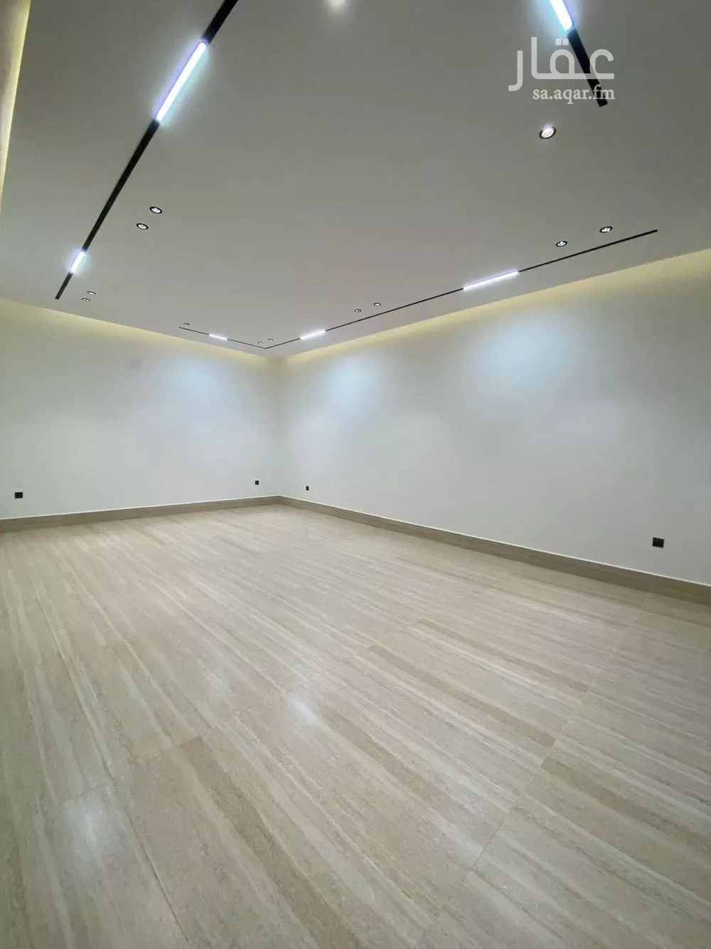 فيلا 6 غرف في المهدية 5