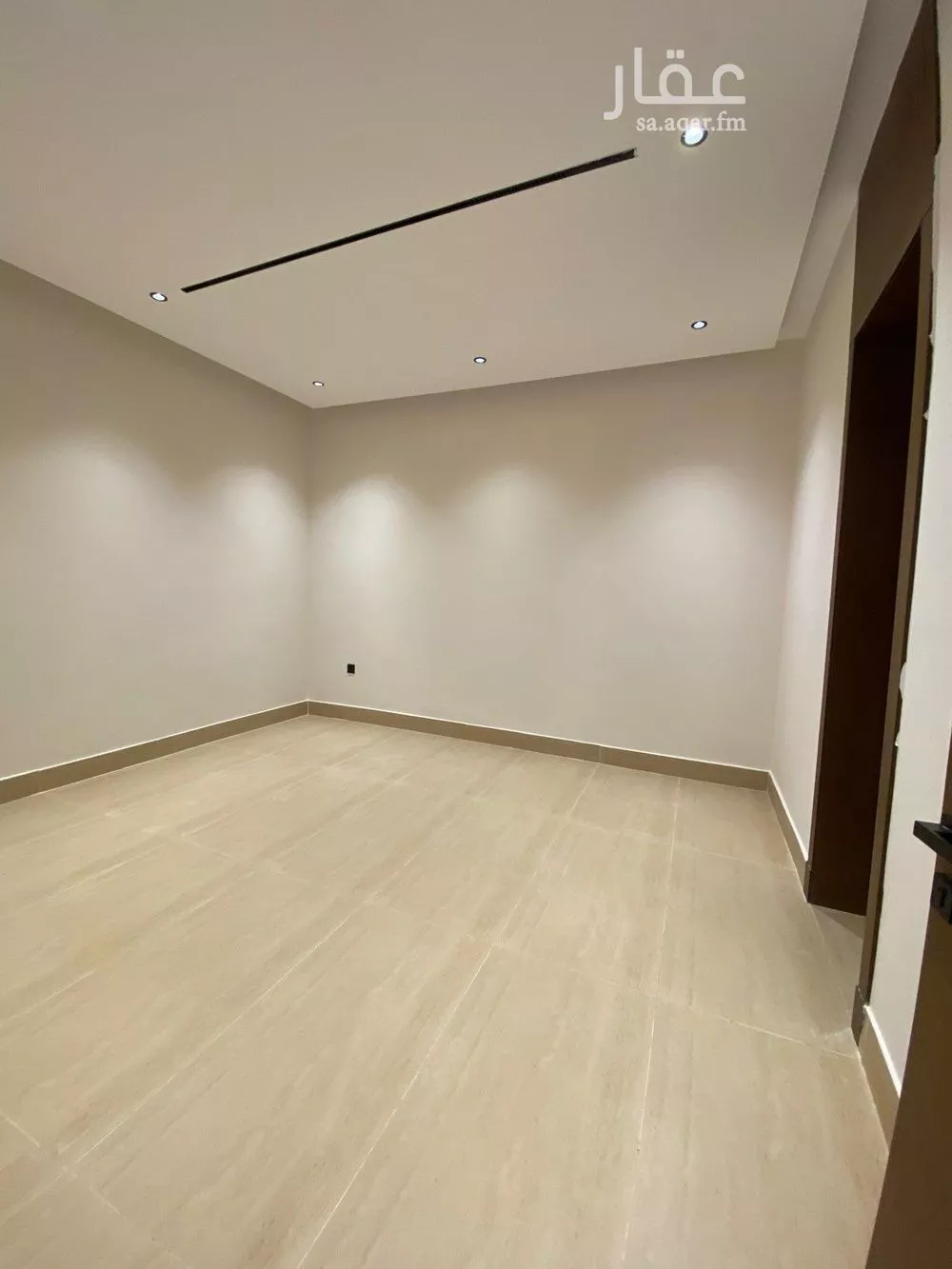 6 bedroom villa in Al Mahdiyyah 3