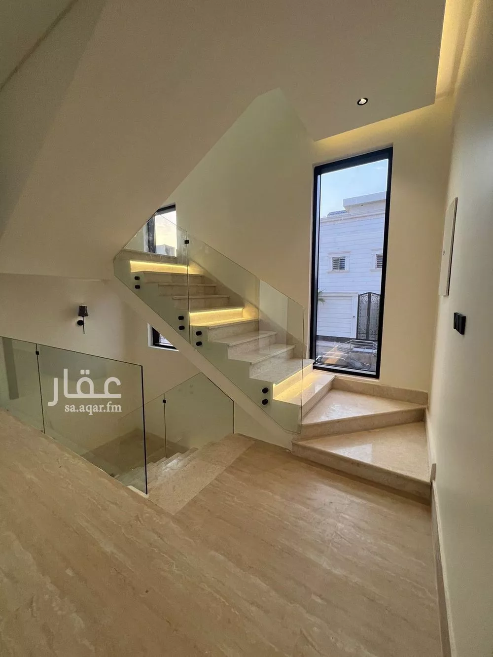 فيلا 6 غرف في المهدية 4