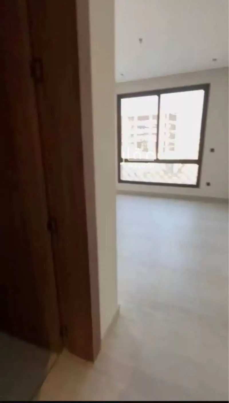 شقة 4 غرف في البحر 3