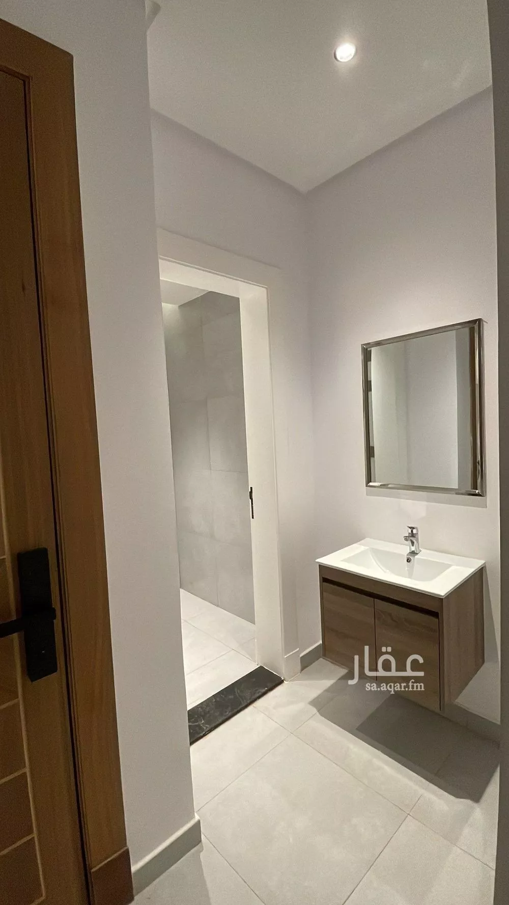 3 bedroom apartment in Al Malqa 5