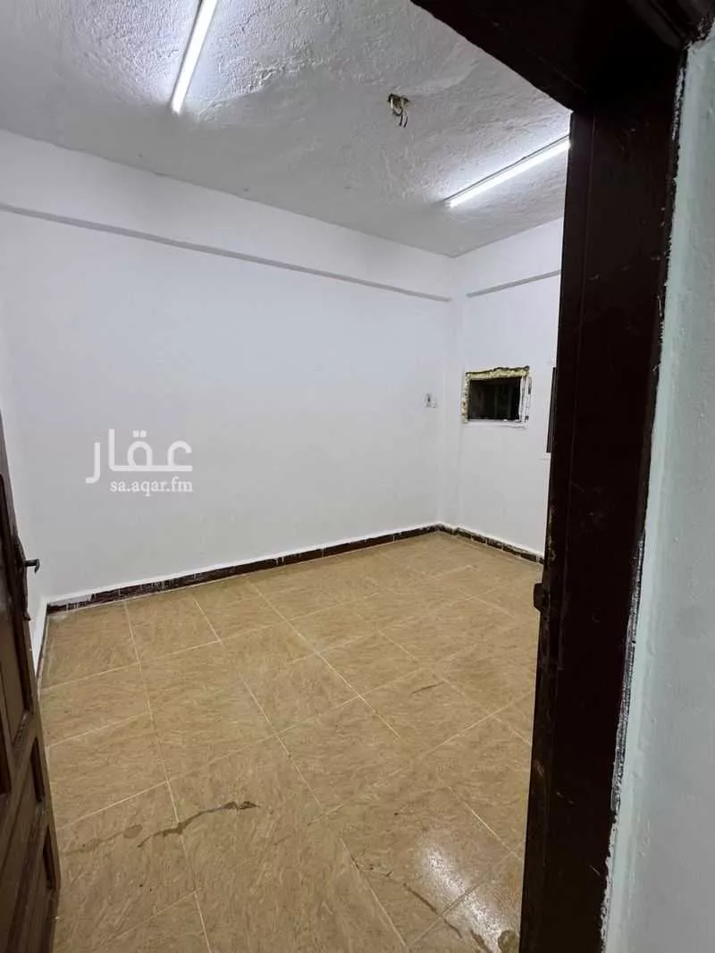 2 bedroom apartment in Al Badiyah, Eastern Province 6