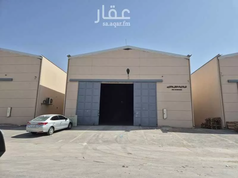4000 sqm warehouse in Taibah 1