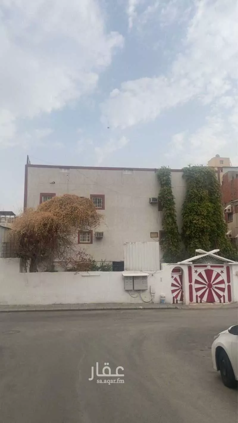 750 sqm building in Al Hijra 2