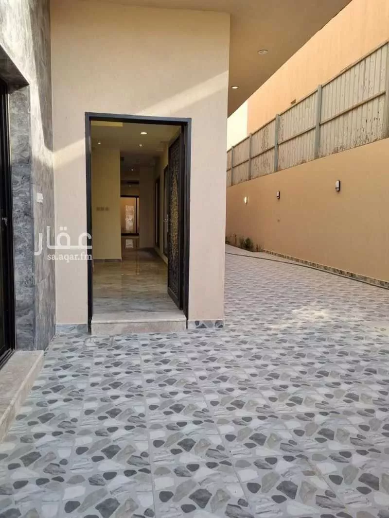 5 bedroom villa in Al Aqiq, Riyadh 5