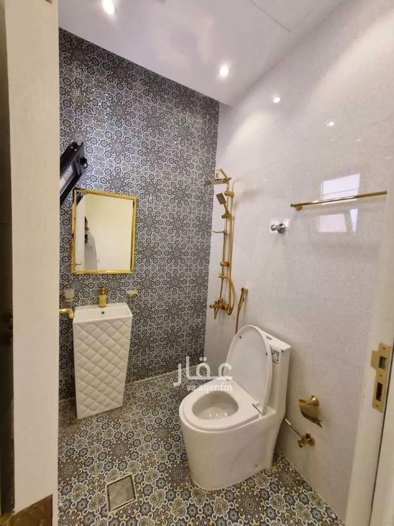 5 bedroom villa in Al Aqiq, Riyadh 13