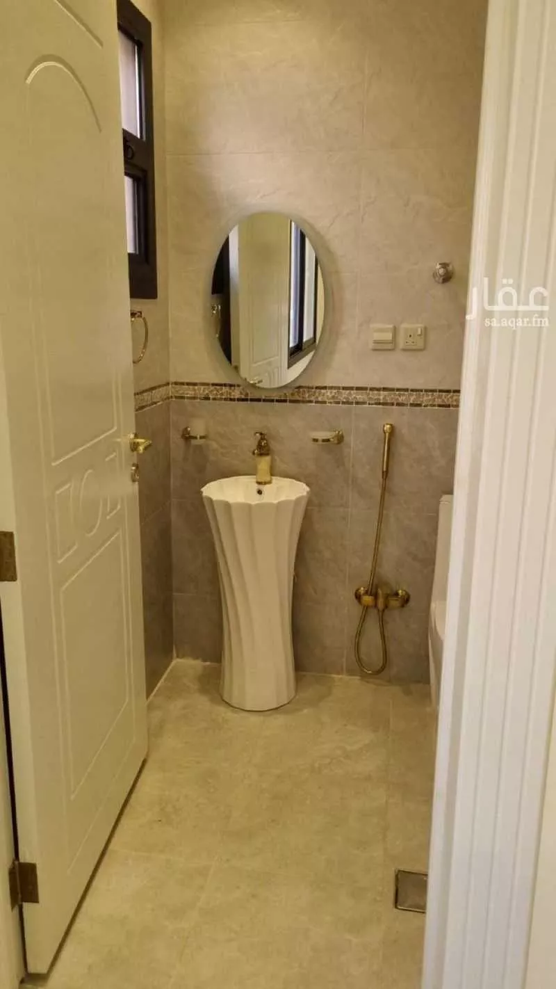 5 bedroom villa in Al Aqiq, Riyadh 8